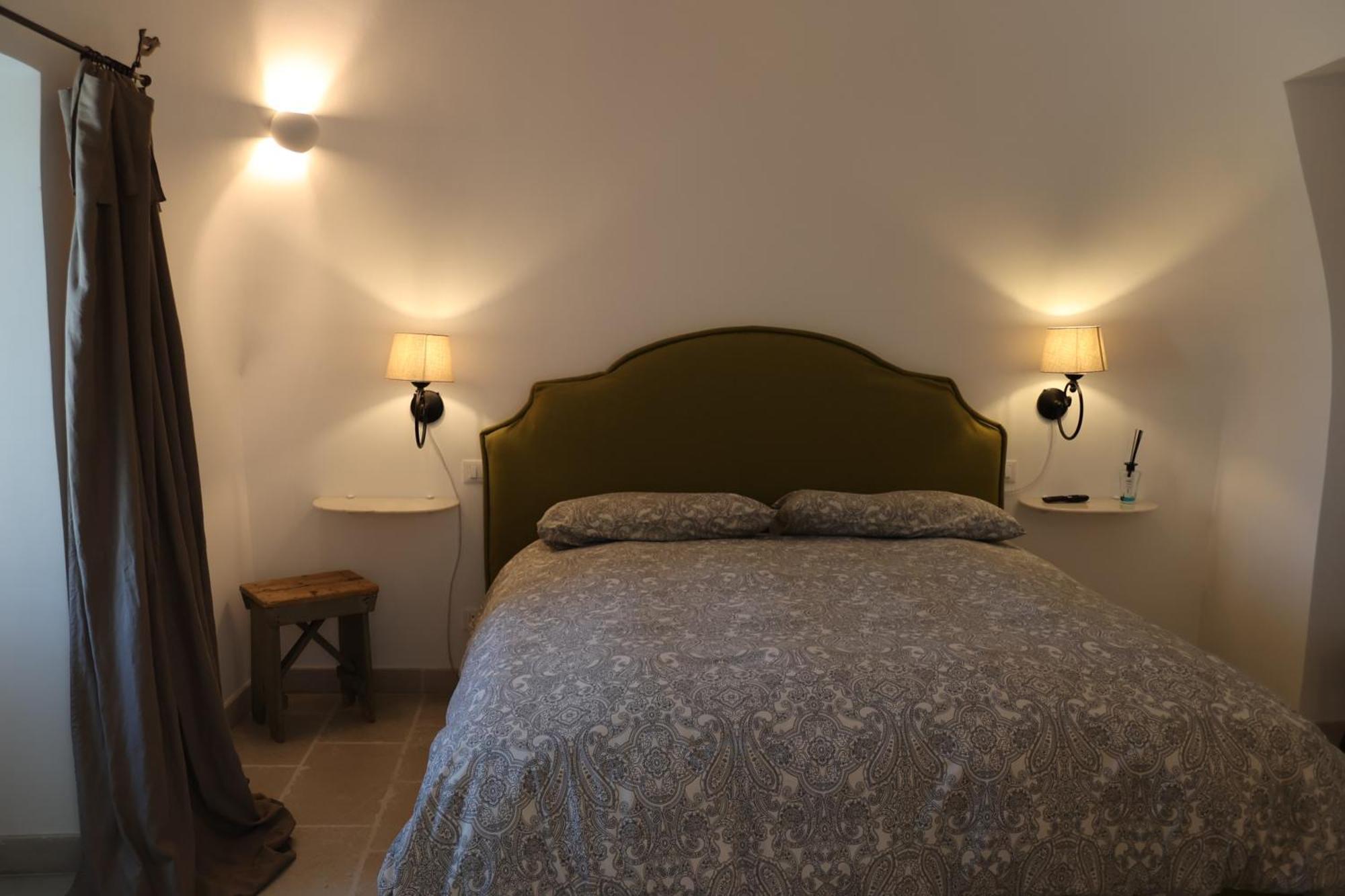 Dimora San Michele Hotel Castellana Grotte Exterior photo